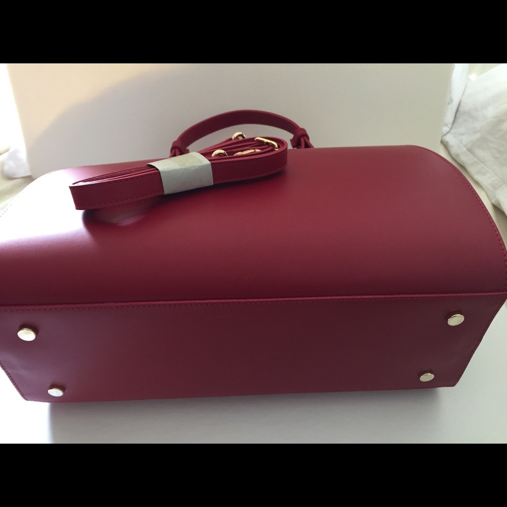 SOLD ON HOLD ---TAKE 50% OFF! ITALIAN NARDELLI BAG - Picture 8 of 8